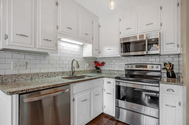 622 Oakwood Ter, Mount Juliet, TN 37122