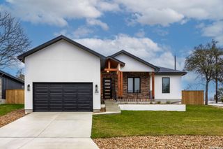 8227 OLD AUSTIN RD, Selma, TX 78154