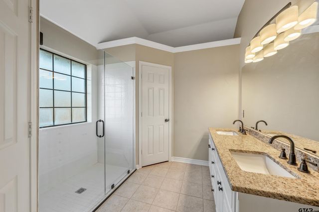 214 Stoneridge, Chandler, TX 75758