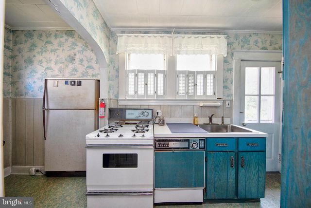 6523 DETROIT AVE, Baltimore, MD 21222