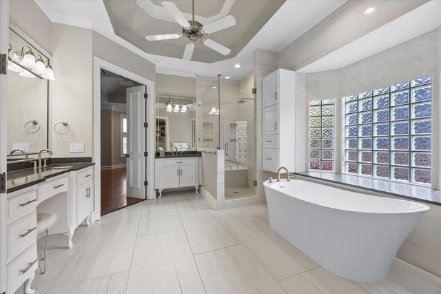 806 Eagle Pass, Heath, TX 75032