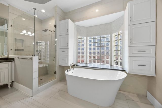 806 Eagle Pass, Heath, TX 75032