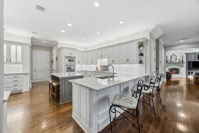 806 Eagle Pass, Heath, TX 75032