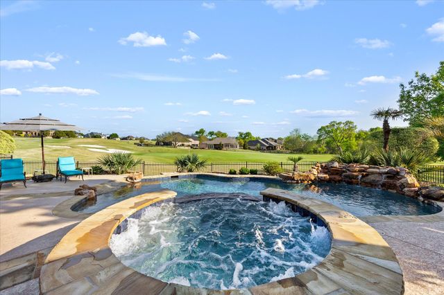 806 Eagle Pass, Heath, TX 75032