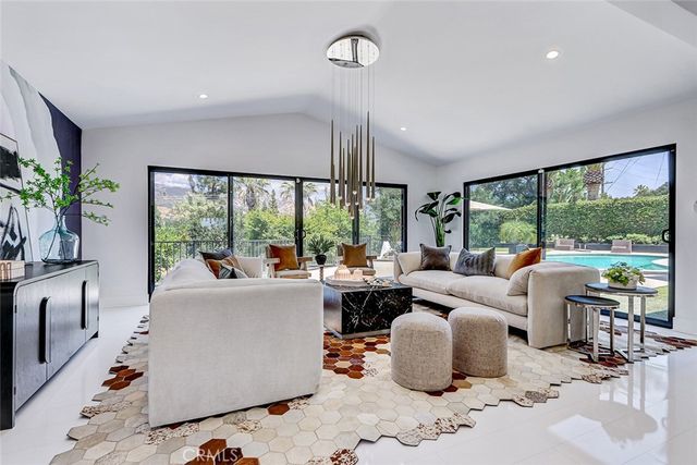 832 N Oceanbluff Avenue, San Dimas, CA 91773