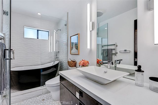 832 N Oceanbluff Avenue, San Dimas, CA 91773