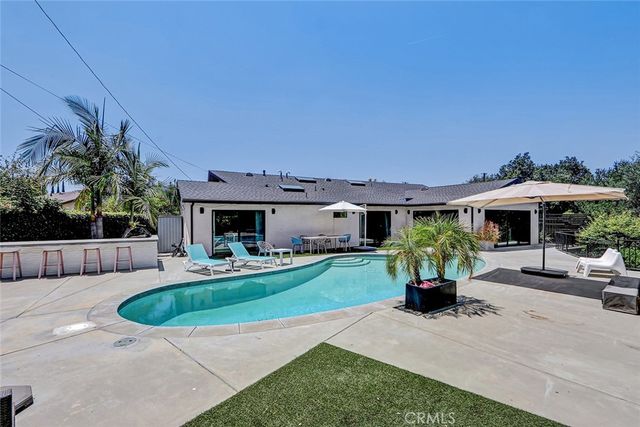832 N Oceanbluff Avenue, San Dimas, CA 91773