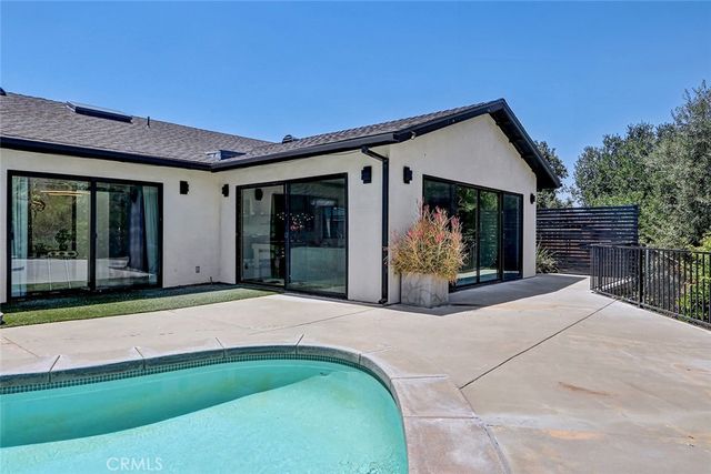 832 N Oceanbluff Avenue, San Dimas, CA 91773