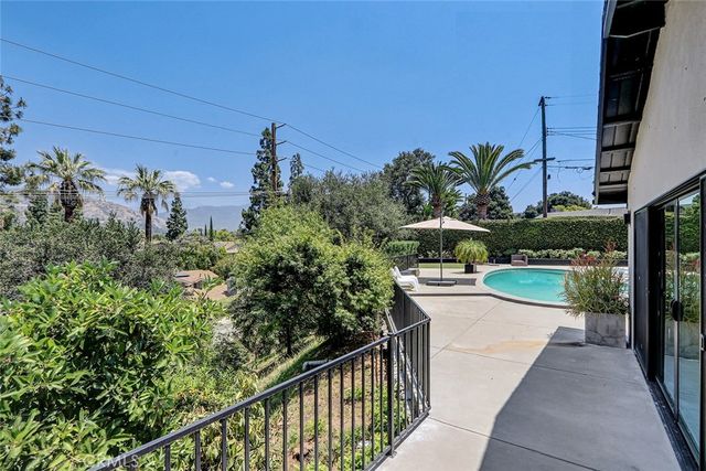 832 N Oceanbluff Avenue, San Dimas, CA 91773