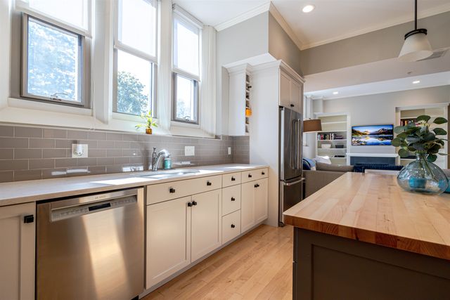 54 Pleasant St Unit 7, Concord, NH 03301