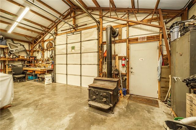 520 County Road 1144, Eureka Springs, AR 72632