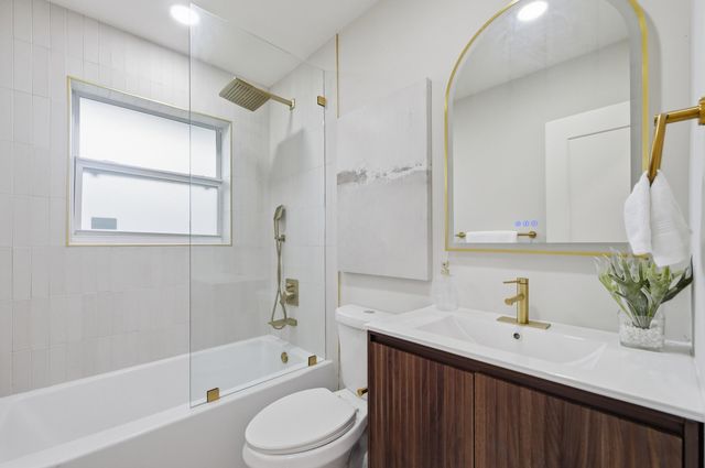 5611 NE 16th Avenue, Fort Lauderdale, FL 33334