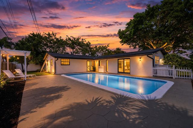 5611 NE 16th Avenue, Fort Lauderdale, FL 33334