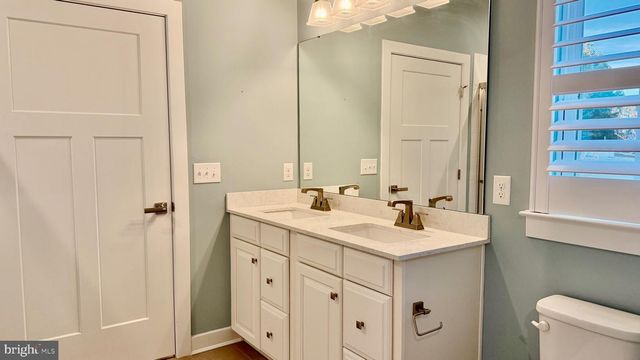 16 THORNTON DRIVE, Ocean View, DE 19970