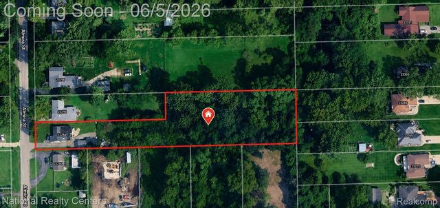 23284 Almira Street, Southfield, MI 48033