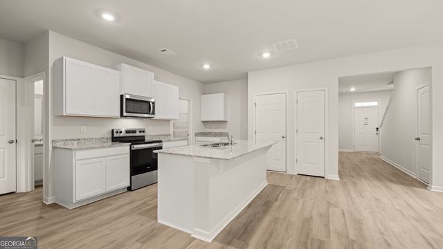 4422 Manor Hill Drive, Union City, GA 30291