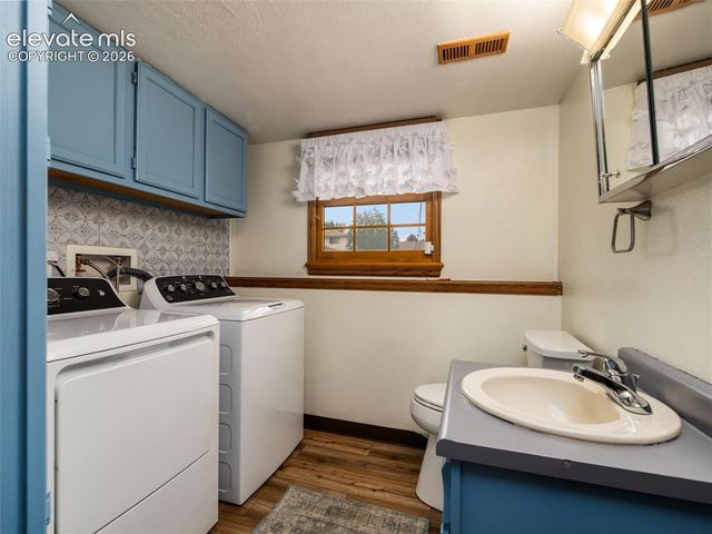 5 Chickadee Way, Pueblo, CO 81005