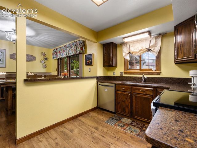 5 Chickadee Way, Pueblo, CO 81005
