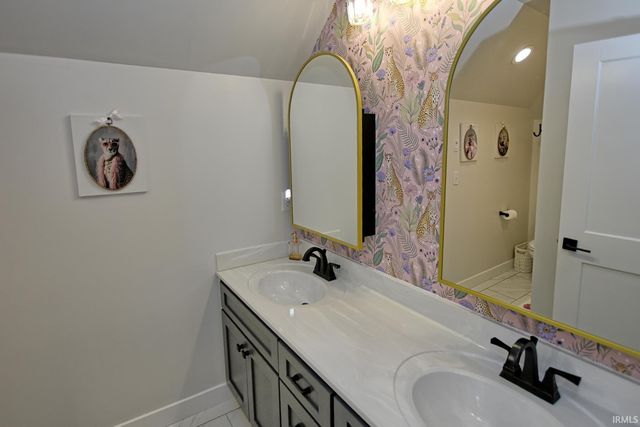 3129 Pomona Drive, Evansville, IN 47715