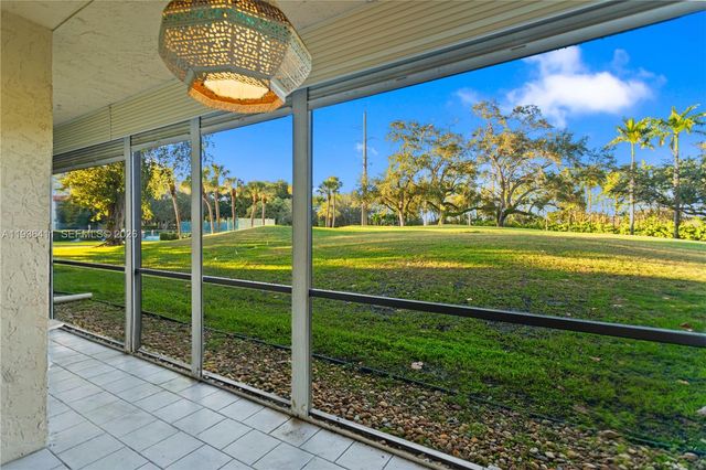 271 S Hollybrook Drive 51106, Pembroke Pines, FL 33025