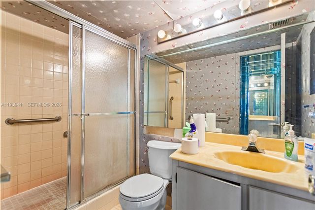 271 S Hollybrook Drive 51106, Pembroke Pines, FL 33025