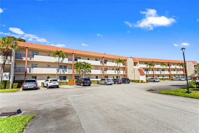271 S Hollybrook Drive 51106, Pembroke Pines, FL 33025