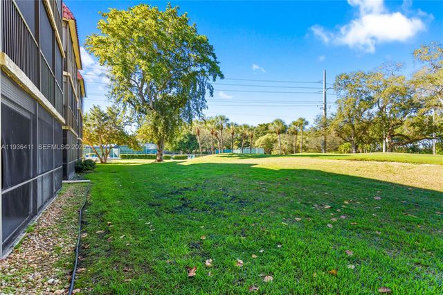271 S Hollybrook Drive 51106, Pembroke Pines, FL 33025