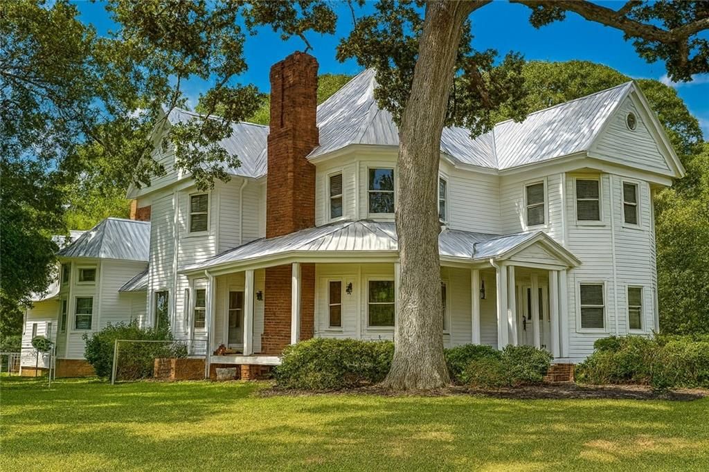 5809 Warren Farm SW Road, Powder Springs, GA 30127
