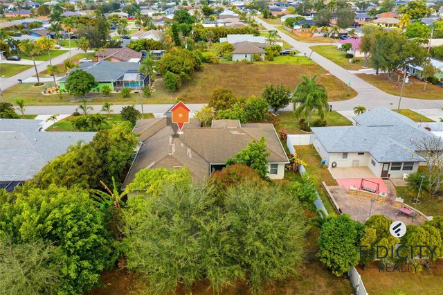1322 NE Van Loon Lane, Cape Coral, FL 33909