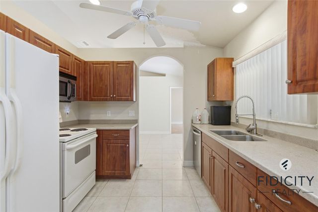 1322 NE Van Loon Lane, Cape Coral, FL 33909