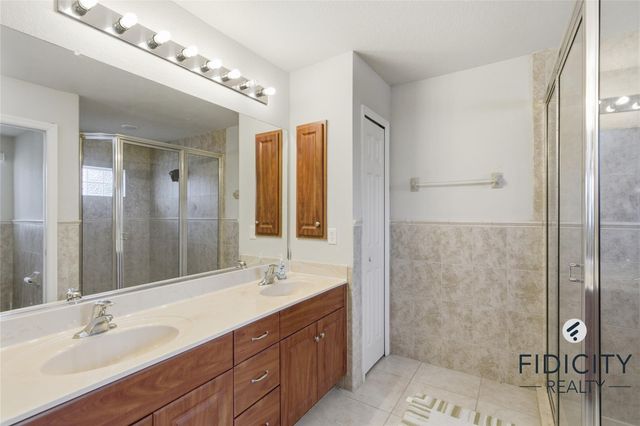 1322 NE Van Loon Lane, Cape Coral, FL 33909