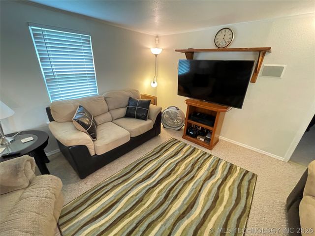 430378 1152 Road, Porum, OK 74455