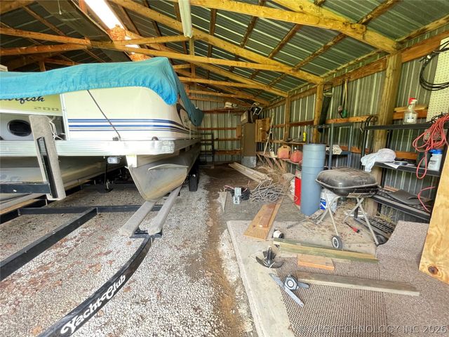 430378 1152 Road, Porum, OK 74455