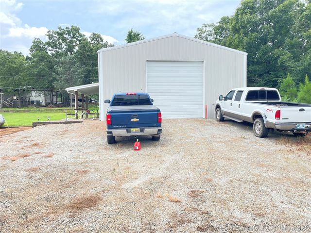 430378 1152 Road, Porum, OK 74455