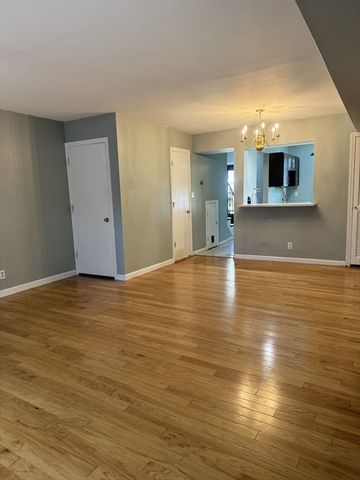 603 Windsor Drive 603, Framingham, MA 01701