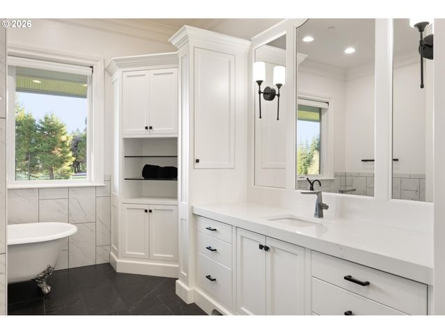 19600 Nw 55TH Ave, Ridgefield, WA 98642