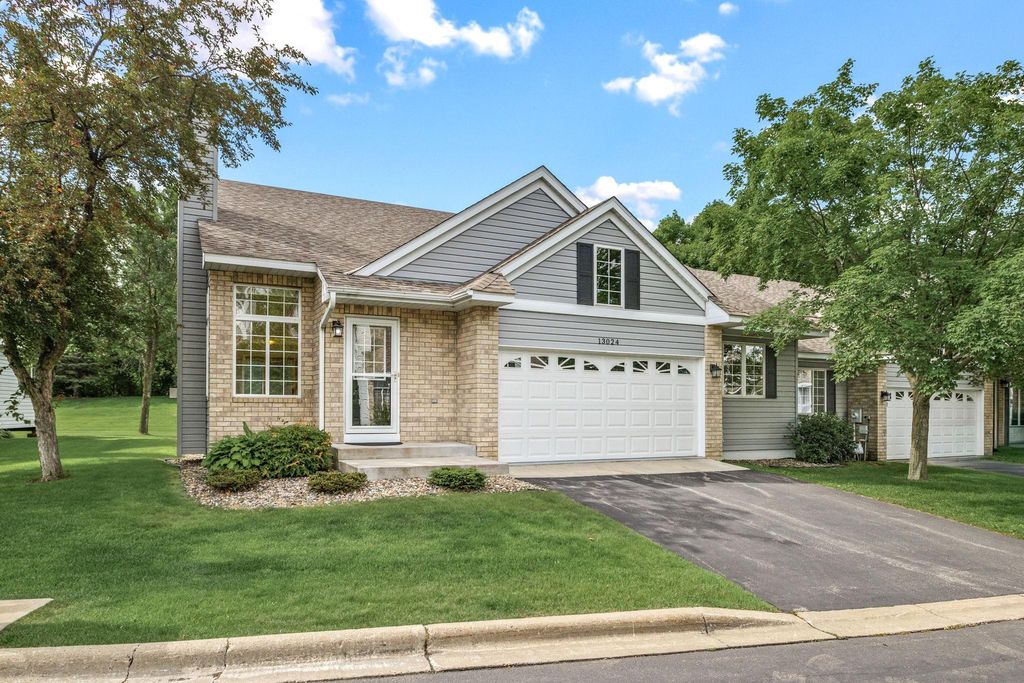 13024 Garrett Lane, Apple Valley, MN 55124 — photo 2