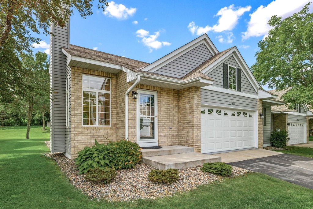 13024 Garrett Lane, Apple Valley, MN 55124 — photo 3