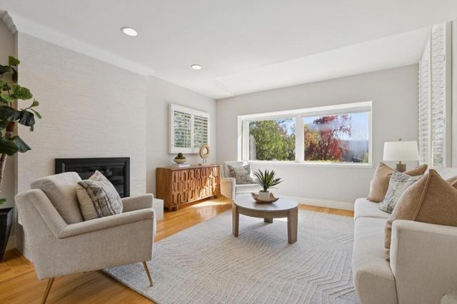 17341 E Vineland Avenue, Los Gatos, CA 95030