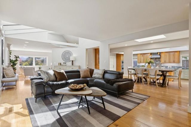 17341 E Vineland Avenue, Los Gatos, CA 95030