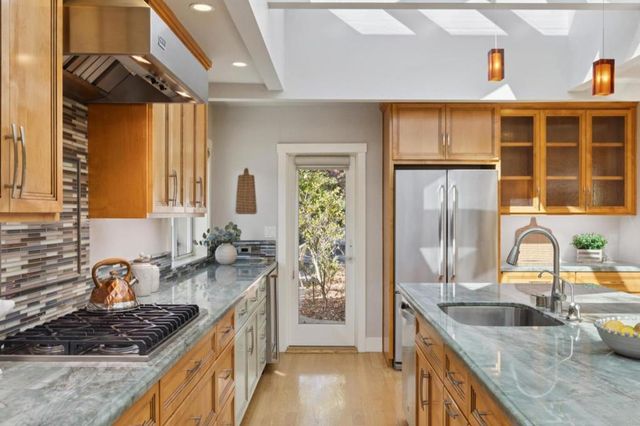 17341 E Vineland Avenue, Los Gatos, CA 95030