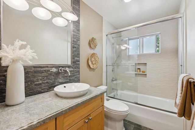 17341 E Vineland Avenue, Los Gatos, CA 95030