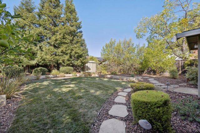 17341 E Vineland Avenue, Los Gatos, CA 95030
