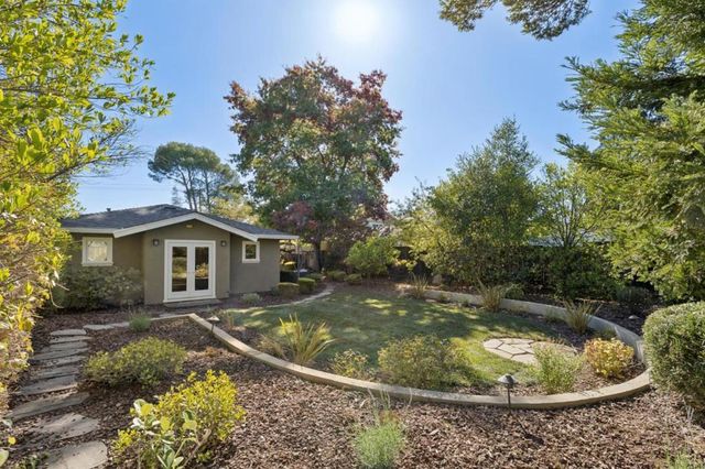 17341 E Vineland Avenue, Los Gatos, CA 95030