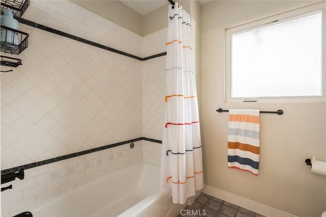 1935 Lyans Drive, La Canada Flintridge, CA 91011