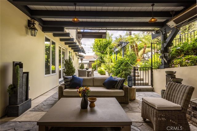 1935 Lyans Drive, La Canada Flintridge, CA 91011