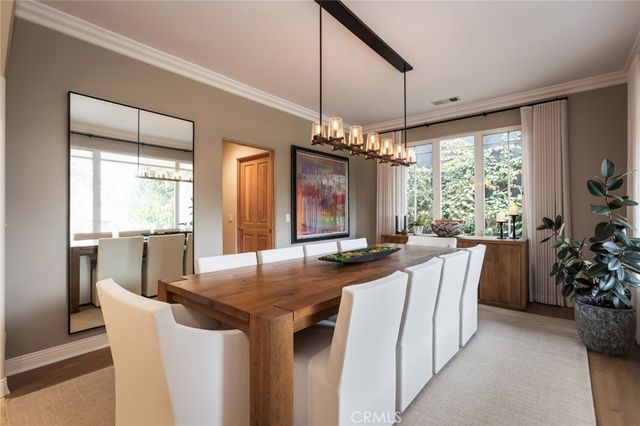 1935 Lyans Drive, La Canada Flintridge, CA 91011