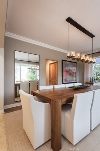 1935 Lyans Drive, La Canada Flintridge, CA 91011