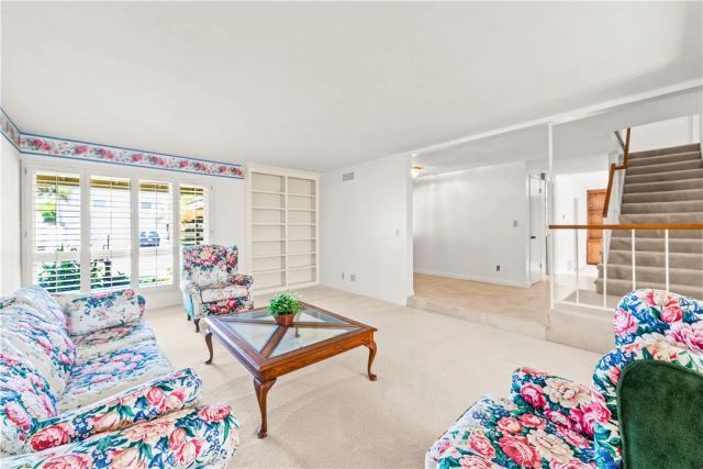 9652 Duke, Westminster, CA 92683