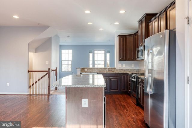 7223 WINDING HILLS DR, Hanover, MD 21076